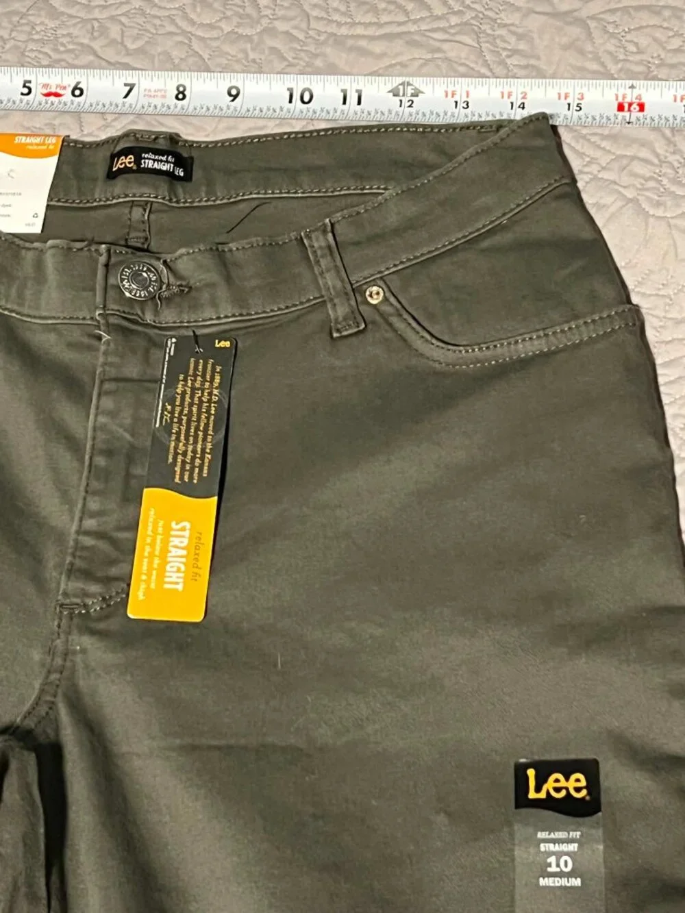 Lee Relaxed Fit Straight Leg Pants Sage Green Size 10